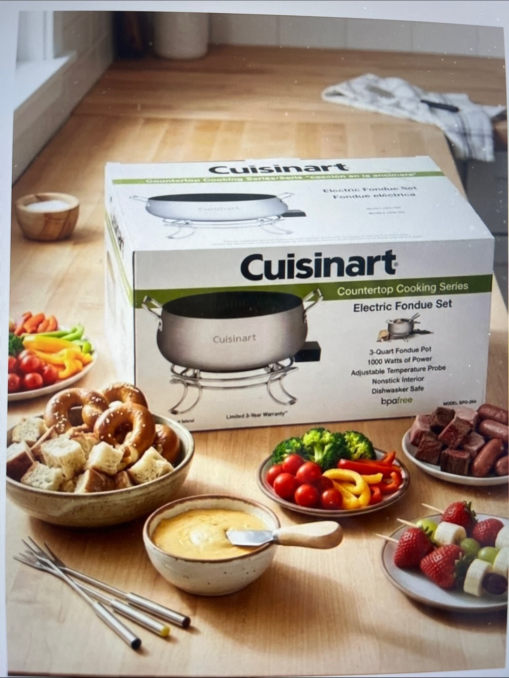 Cusinart Kitchen | Electric Fondue Set NWT